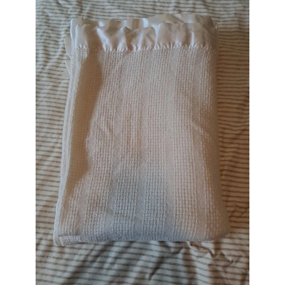 Faribo VTG Wool Blend Waffle Weave Blanket Satin Trim Cream Twin 64x85 Minnesota